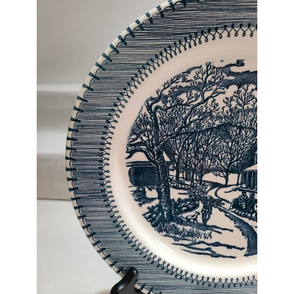 VTG Currier & Ives Country Life  Plate 10 1/4"  Knowles Sleigh Ride Blue& White - Picture 4 of 7
